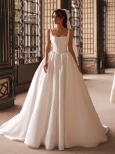 Vestido de Novia Beatrice Elegante Estilo Princesa con Cola de Longitud Media Escote Redondo y Tirantes