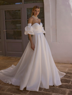 JACOLLA Elegant Detachable Sleeve Wedding Dress - Princess Bridal Gown Sweetheart