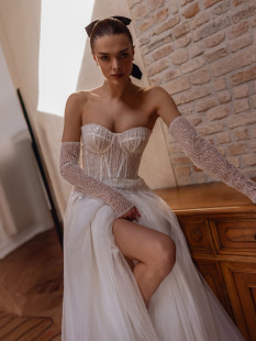 KRYSTAL Modern Detachable Sleeve Wedding Dress A Line Leg Slit Sweetheart Bridal Gown