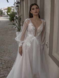 GERBERA Wedding dress Sample Sale