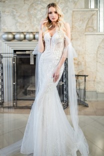 REIN Wedding dress Sample Sale