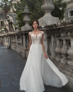OZONE Wedding dress Sample Sale