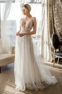 RENATA Wedding dress Sample Sale