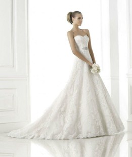 BASMA Wedding dress Sample Sale