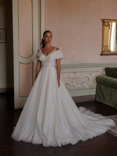 ULIANA Romantic Off-the-Shoulder Wedding Dress - BallGown Bridal Gown V-Neck