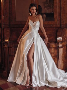 Abito da sposa IMPRESSION in tessuto mikado senza maniche e scollatura profonda