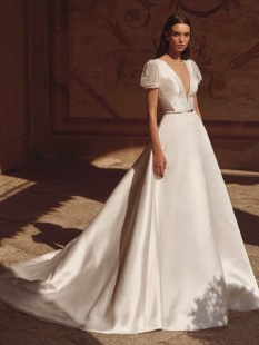 IWONA Classic Ruffle Sleeve Wedding Dress - Princess Bridal Gown Plunging V-Neck LACE Wedding Dresses