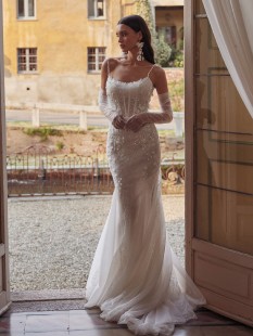 IWY Elegant Spaghetti Strap Bridal Gown Trumpet Bridal Gown Scoop Neck