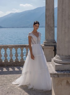 BONA Wedding dress Sample Sale